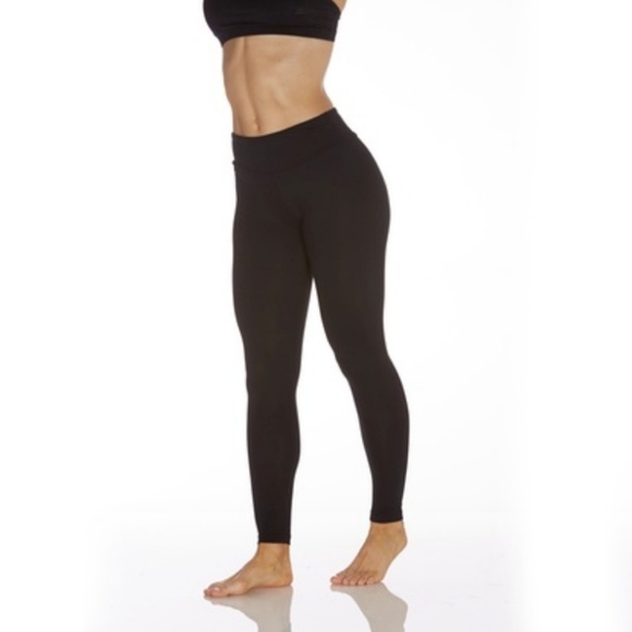 Marika Womens Dry Wik Active Leggings 